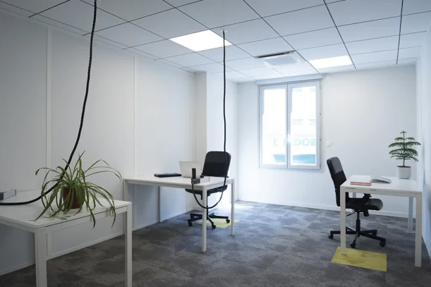 Bureau privé - 69003 - 4 postes - 530€