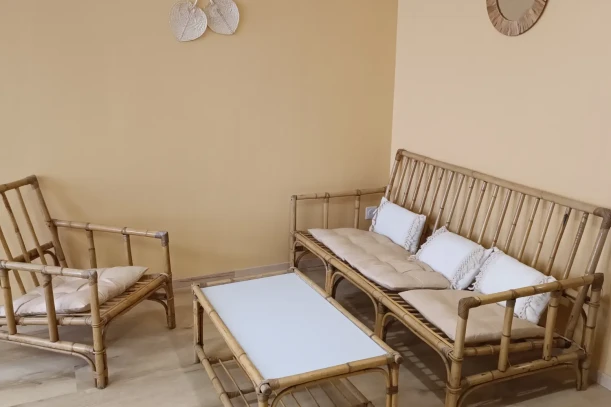 Espace indépendant - 71000 - 2 postes - 350€