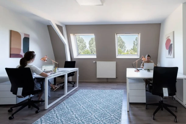 Bureau privé - 59700 - 4 postes - 1427€