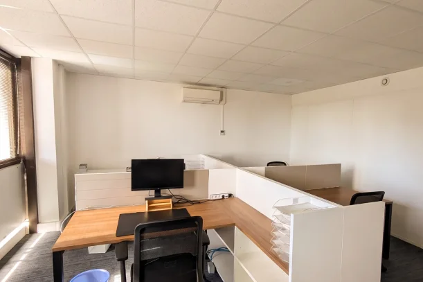 Bureau privé - 94200 - 10 postes - 2459€