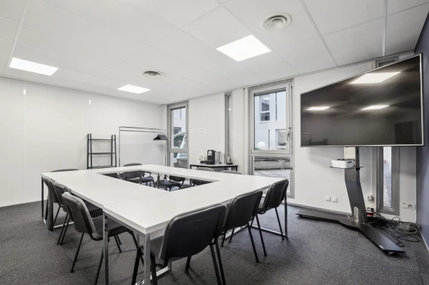 Bureau privé - 78140 - 4 postes - 792€