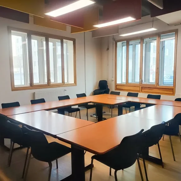 Bureau privé 16 m² 3 postes Location bureau Rue Professeur Zimmermann Lyon 69002 - photo 6