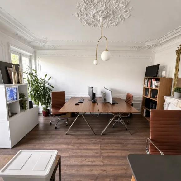 Bureau privé 20 m² 6 postes Location bureau Rue du Temple Paris 75003 - photo 2
