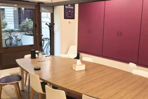 Open Space - 75002 - 7 postes - 600€