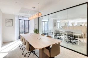 Espace indépendant - 75008 - 48 postes - 40800€