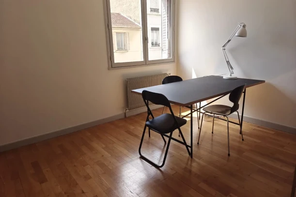 Bureau privé - 69003 - 3 postes - 480€