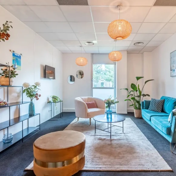Bureau privé 14 m² 4 postes Coworking Rue Jacques Daguerre Nantes 44300 - photo 7
